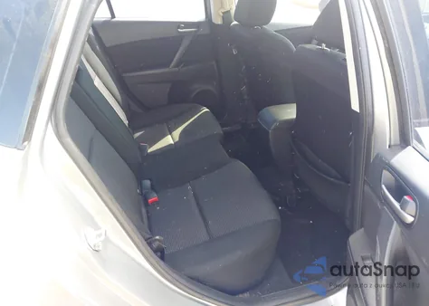 2013 Mazda Mazda3 I Touring z USA, uszkodzony, nr VIN JM1BL1LP9D1771376